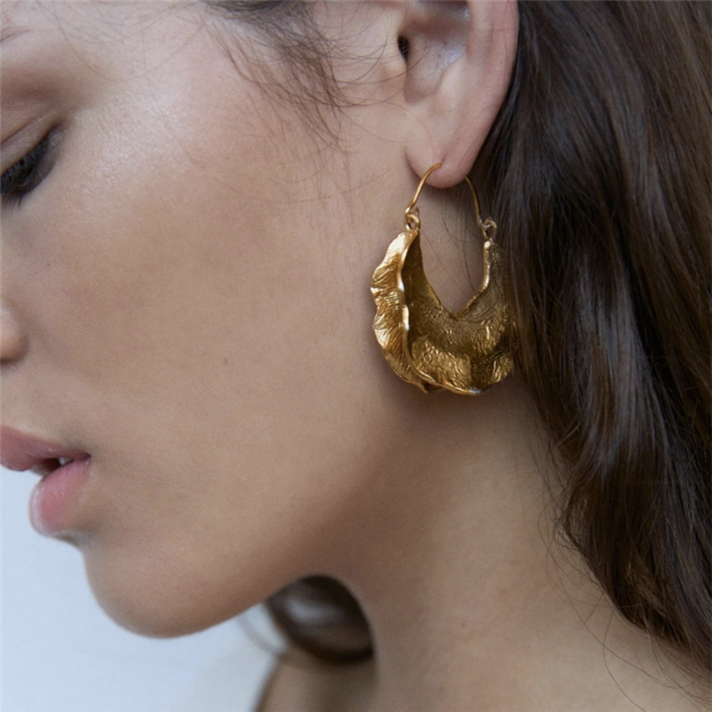 Pendientes Hoja Chapados en Oro de 18K
