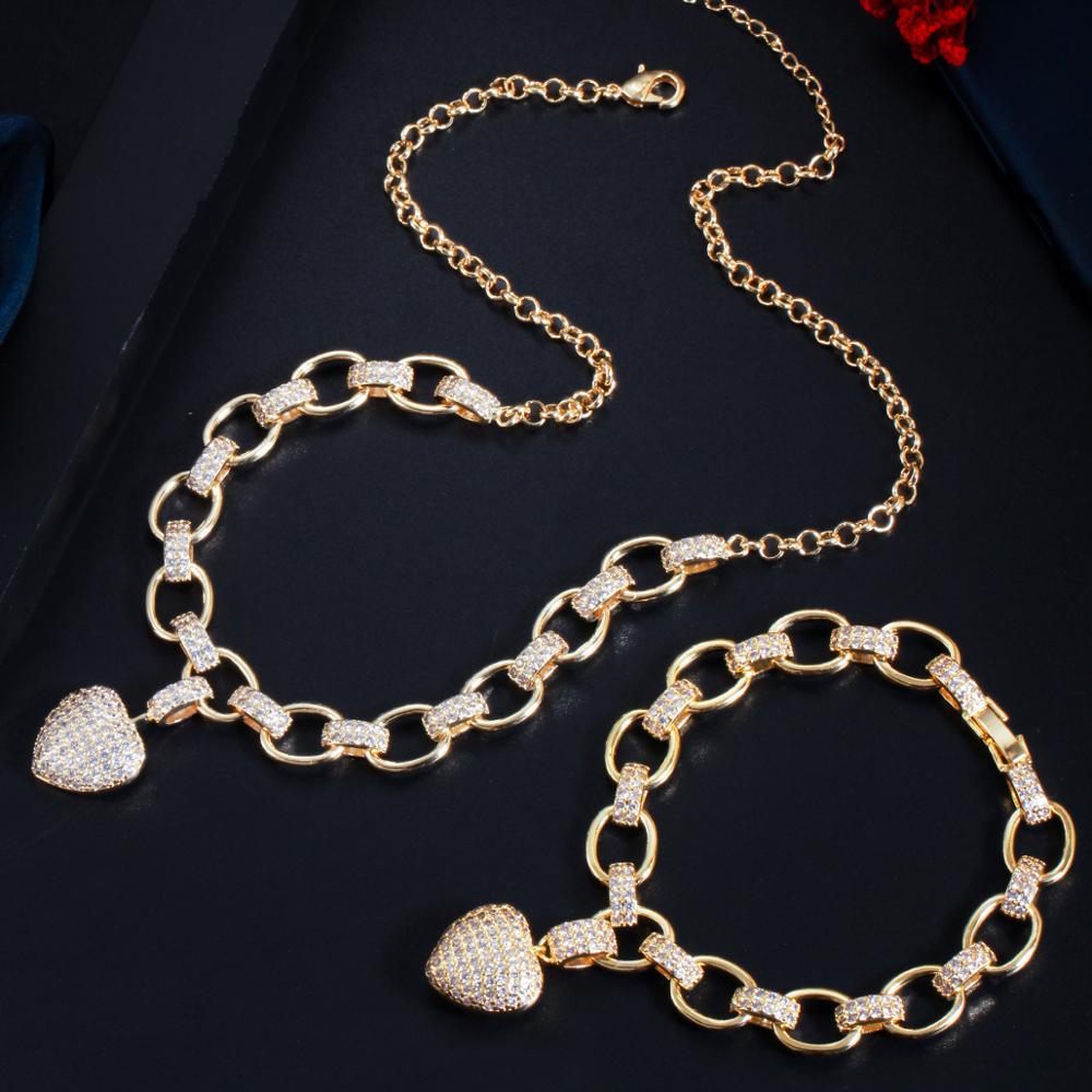 Cadena y Pulsera Incrustadas con Circonita