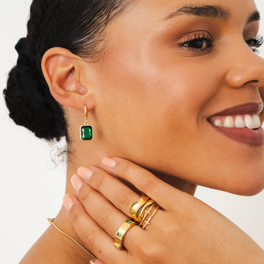 Pendientes de Aro con Colgante de Esmeralda